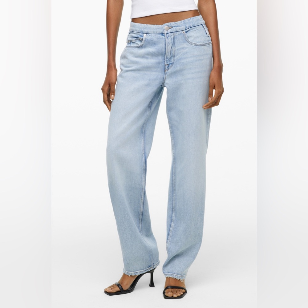 Good American 90’s Relaxed Jean